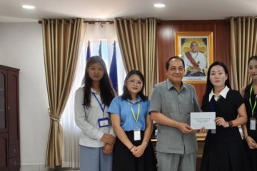 ឯកឧត្តម សេង ស៊ីវុត្ថា ប្រធានសាលាឧទ្ធរណ៍ភ្នំពេញ បានអនុញ្ញាតឱ្យនិស្សិតចំនួន ៧រូប នៃថ្នាក់បរិញ្ញាបត្រនីតិសាស្ត្រសិក្សាជាភាសាអង់គ្លេស (ELBBL) នៃសាកលវិទ្យាល័យភូមិន្ទនីតិសាស្ត្រ និងវិទ្យាសាស្ត្រសេដ្ឋកិច្ច (RULE) 