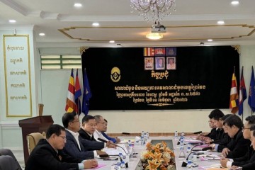 ឯកឧត្តម ឃុន លាងម៉េង អនុប្រធានសាលាឧទ្ធរណ៍ភ្នំពេញ និងជាប្រធានសភាស៊ើបសួរ បានដឹកនាំក្រុមការងារ ចុះអធិការកិច្ចនៅមន្ទីរស៊ើបសួរនៃសាលាដំបូងខេត្តព្រៃវែង